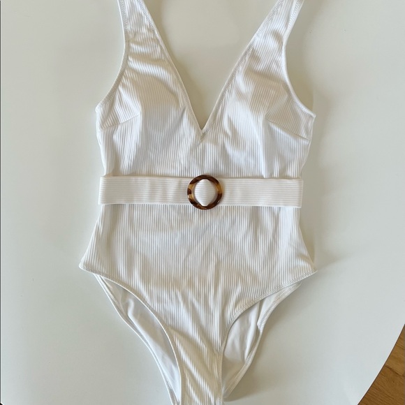 NWT white one-piece bathing suit - Picture 5 of 5